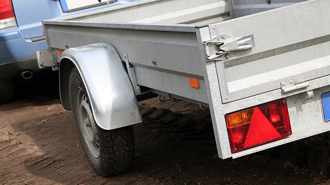 Assurer une remorque